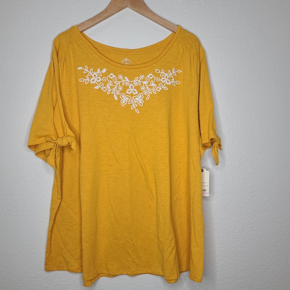New! St John's Bay Plus size Top